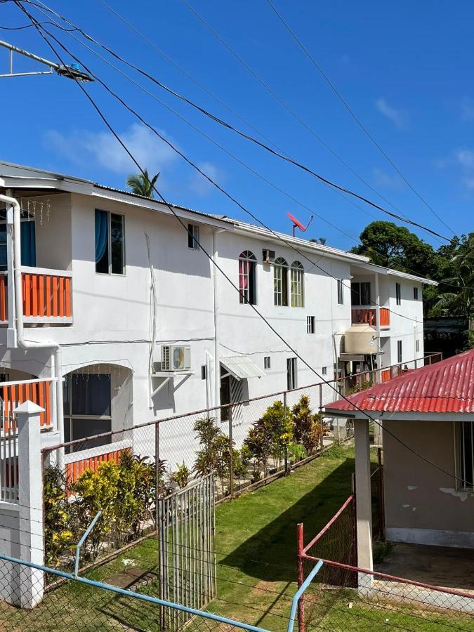 Christina'S Guest House Official Little Corn Island Exterior photo