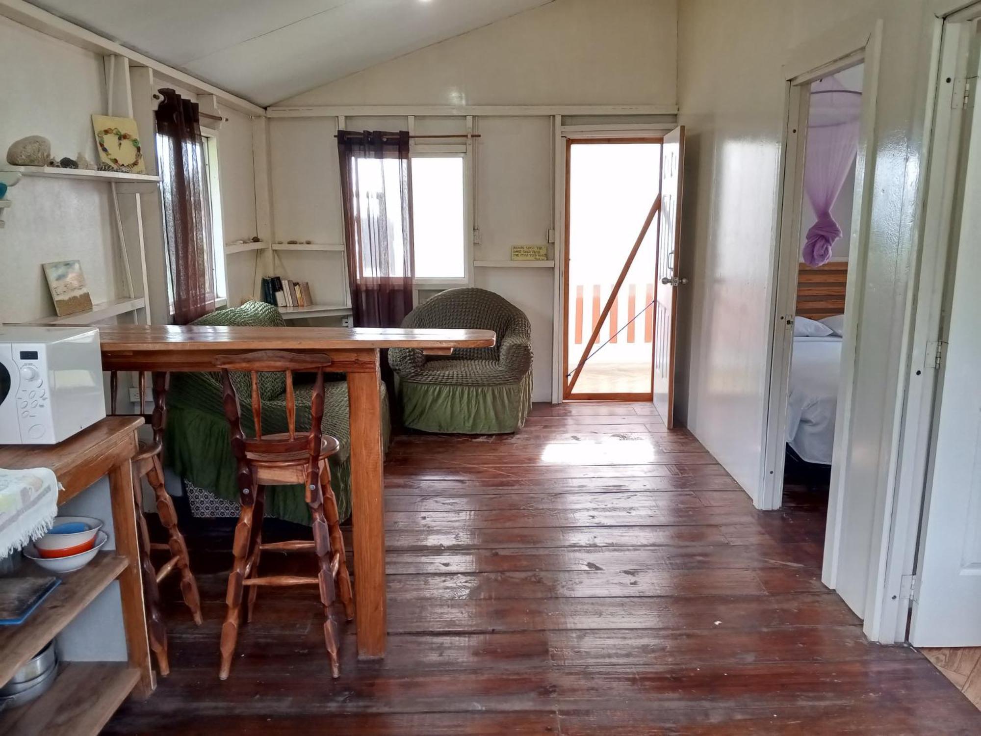 Christina'S Guest House Official Little Corn Island Exterior photo